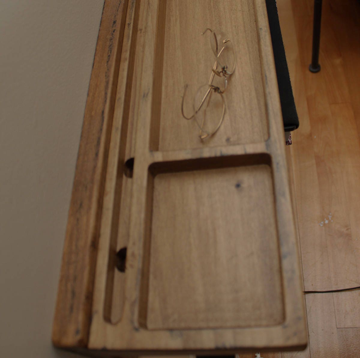 Dorm bedding, Anniversary Gift Idea, floating nightstand, Wood Wall Charging Station Organizer, Wall Docking Station with Apple Watch, Gift  Standout EDC