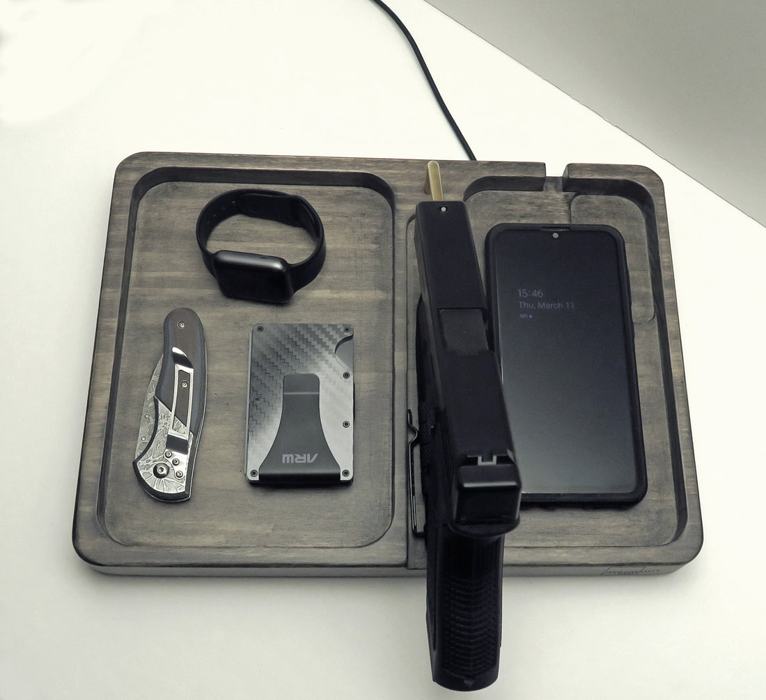 edc dump tray, headphone holder, Personalized gift for men, tech organizer  Standout EDC