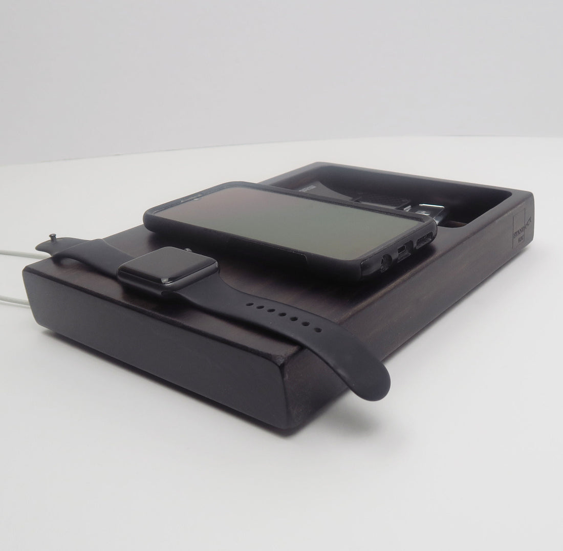 Personalized gift for Christmas, Charging Station for your Apple MagSafe  Standout EDC